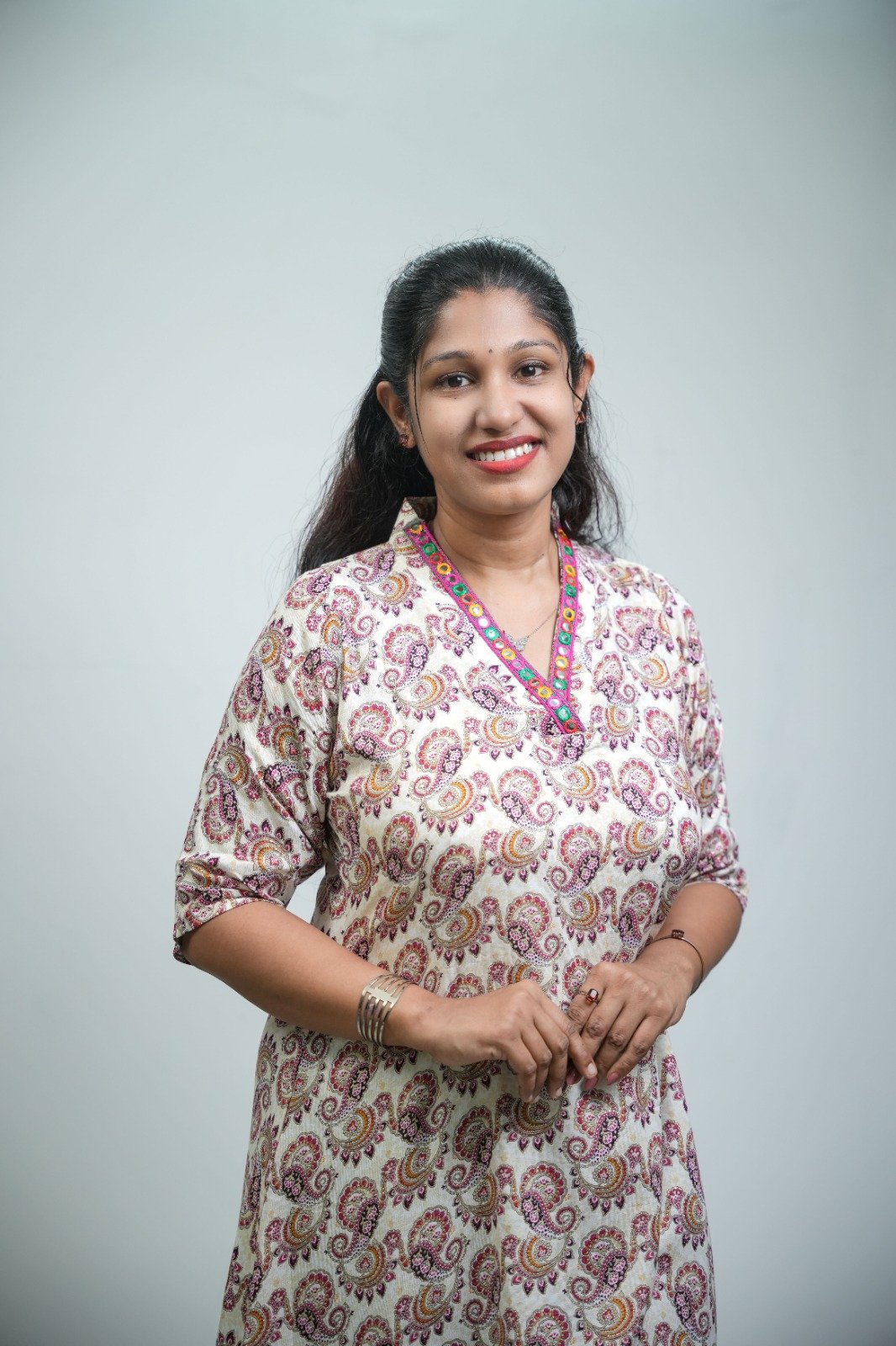 Off-White &amp; Maroon Paisley Print Rayon A-Line Kurti