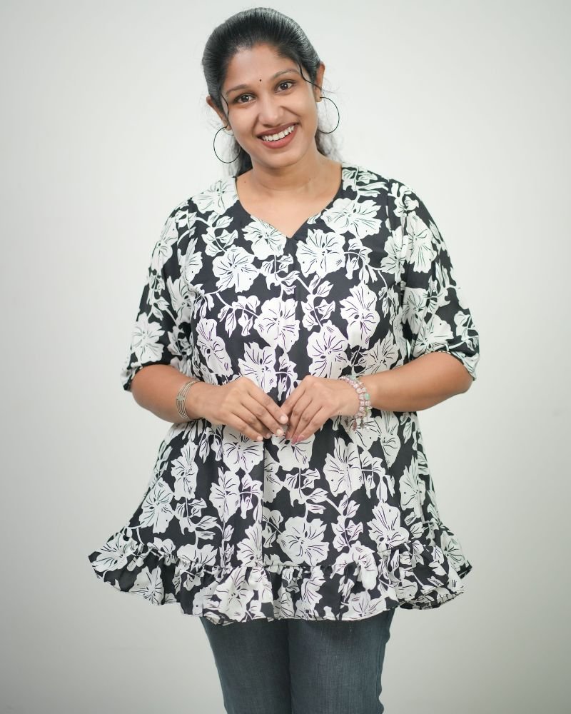 Women Floral Printed Crepe Umbrella Model Short Kurti (Black &amp; White)