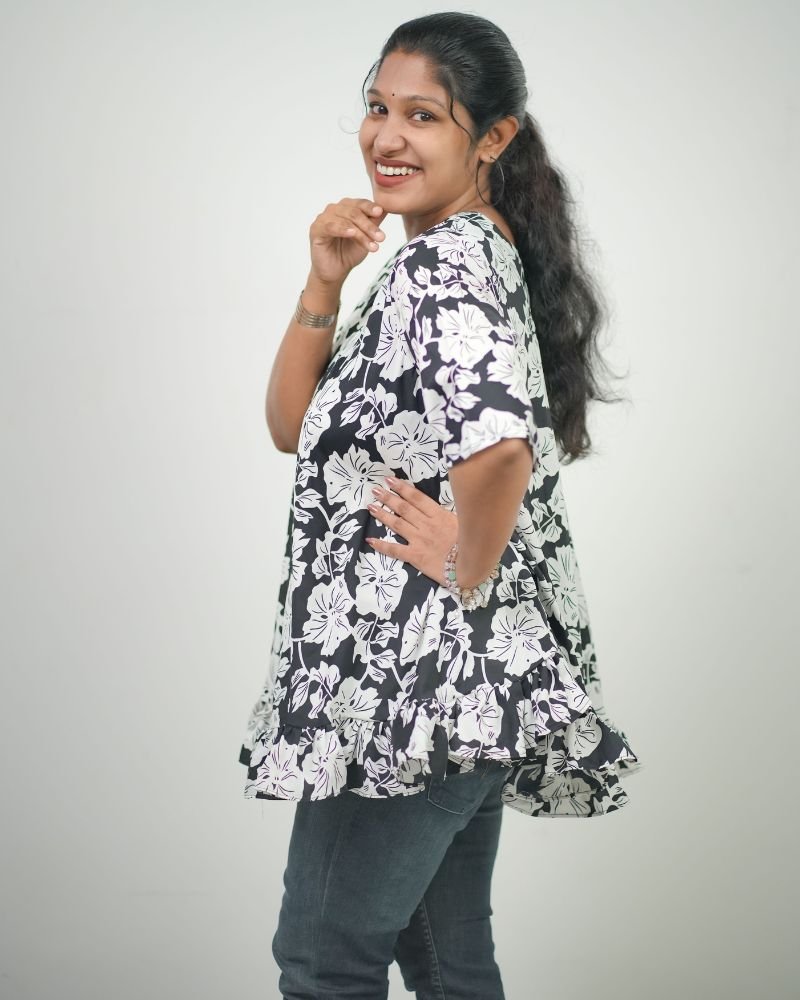 Women Floral Printed Crepe Umbrella Model Short Kurti (Black &amp; White)