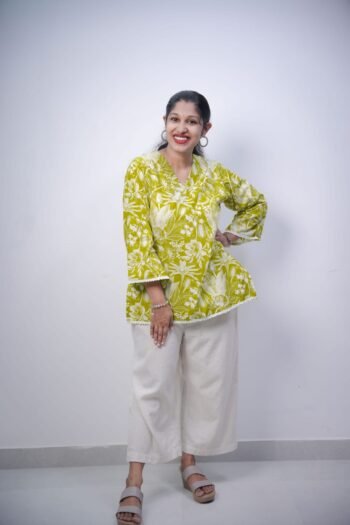 VEDHAA SHORT KURTI
